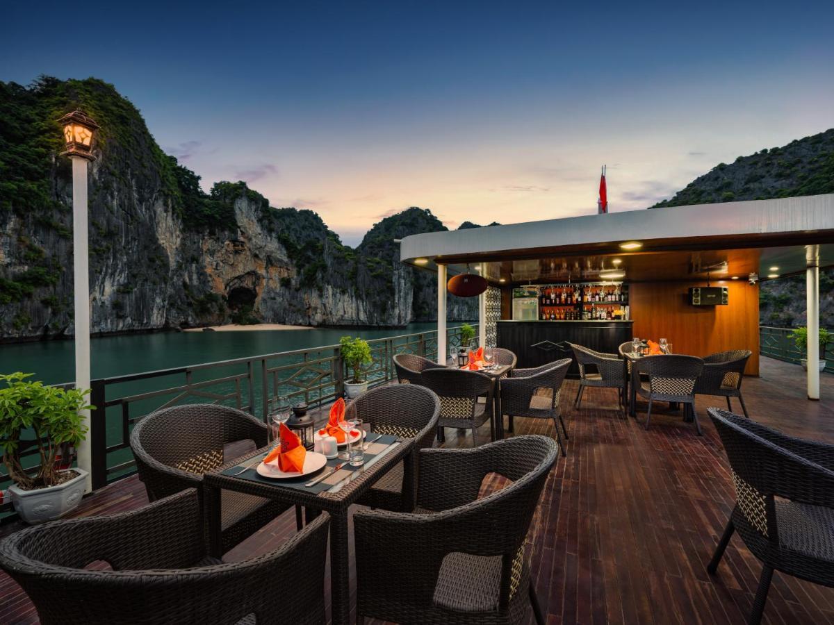 Hotel La Pandora Boutique Cruises Hạ Long Exterior foto