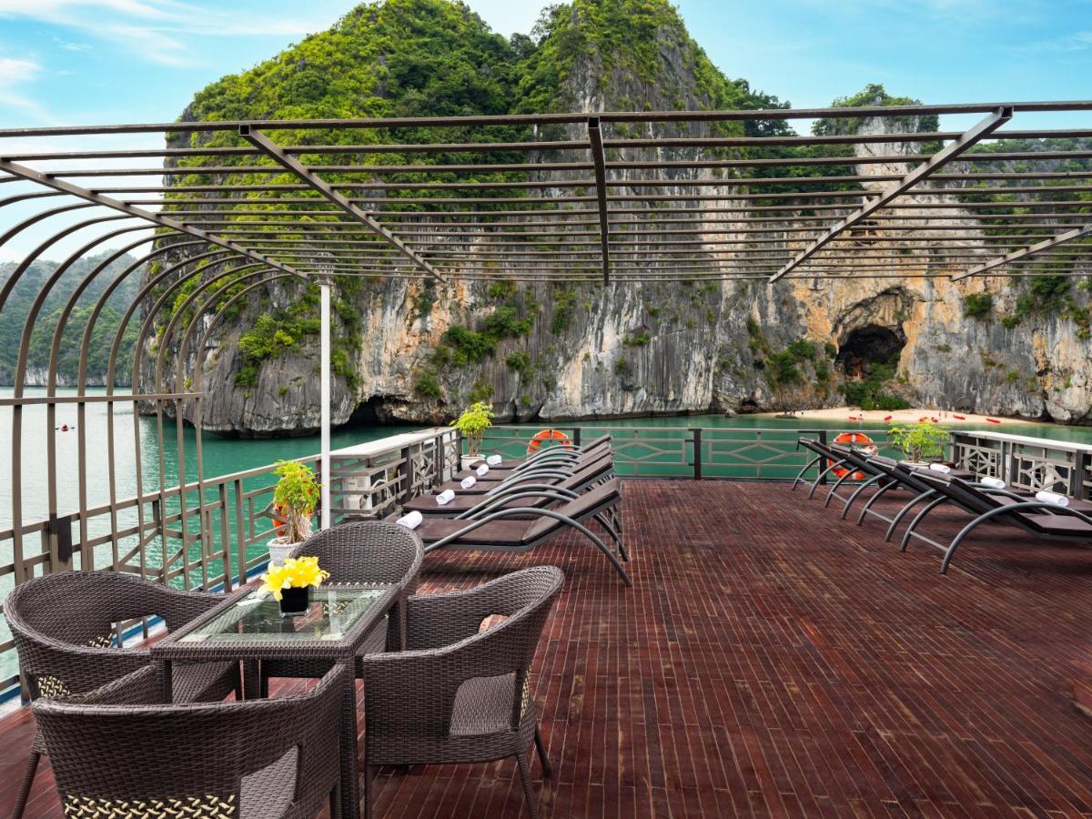 Hotel La Pandora Boutique Cruises Hạ Long Exterior foto