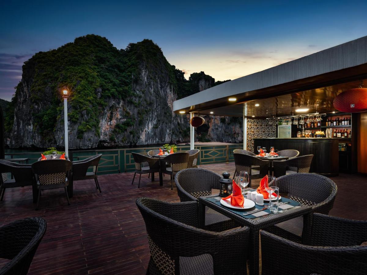 Hotel La Pandora Boutique Cruises Hạ Long Exterior foto